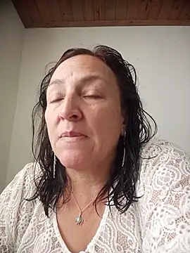 dangerous milf online show from 07/25/26, 04:24