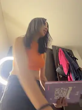 SophiaaRose18 online show from 05/23/26, 01:48