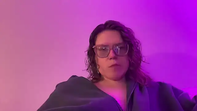 cozyqt94 online show from 05/26/26, 01:47