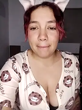 Emely lovee  online show from 06/21/26, 02:39