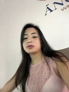 Snapshot of Tabatha_11 chatting on 05/22/26, 07:12 Tabatha 11 online show from 05/22/26, 07:12