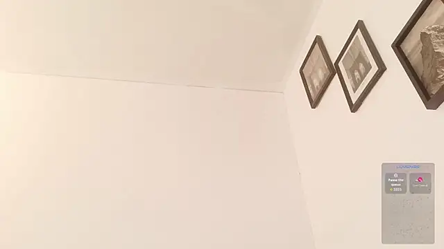 klariiz09 online show from 05/25/26, 12:59