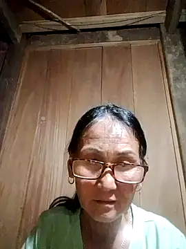 Snapshot of Magy-006 chatting on 06/09/26, 01:45 Magy-006 online show from 06/09/26, 01:45