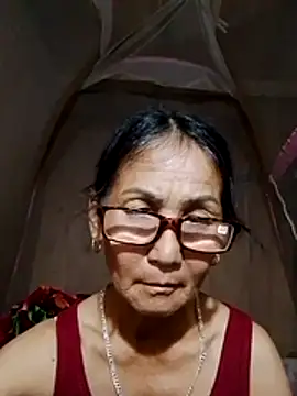 Snapshot of Magy-006 chatting on 07/12/26, 04:19 Magy-006 online show from 07/12/26, 04:19