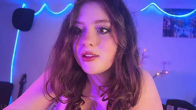 Snapshot of Lil_Belaa chatting on 06/21/26, 01:22 Lil Belaa online show from 06/21/26, 01:22