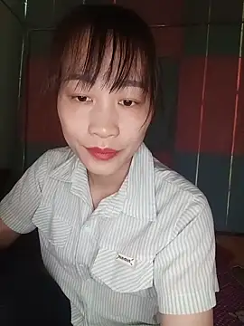 Logii x online show from 05/18/26, 12:00