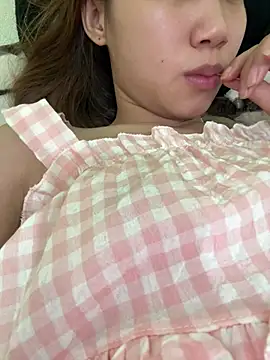 Snapshot of Vi_sexyy chatting on 07/05/26, 01:18 Vi sexyy online show from 07/05/26, 01:18