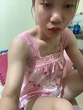 Snapshot of Vi_sexyy chatting on 06/06/26, 06:40 Vi sexyy online show from 06/06/26, 06:40