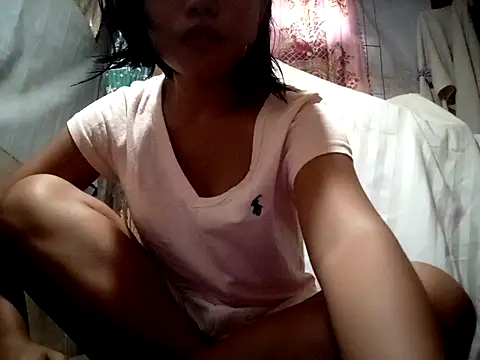 shy asianluna22 online show from 06/18/26, 03:27