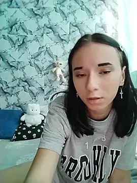 Snapshot of -VictoriaJohnson- chatting on 05/27/26, 10:11 -VictoriaJohnson- online show from 05/27/26, 10:11