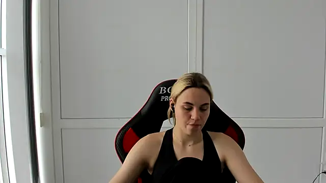 Emma starrs  online show from 07/14/26, 11:49