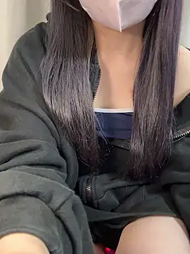 Snapshot of luna_sleepy chatting on 05/17/26, 01:22 luna sleepy online show from 05/17/26, 01:22