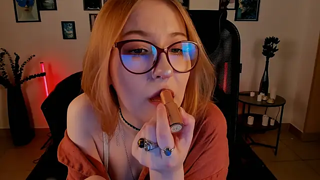 lanafitch online show from 05/24/26, 10:37