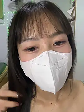 Snapshot of Lov3lily chatting on 06/12/26, 05:00 Lov3lily online show from 06/12/26, 05:00
