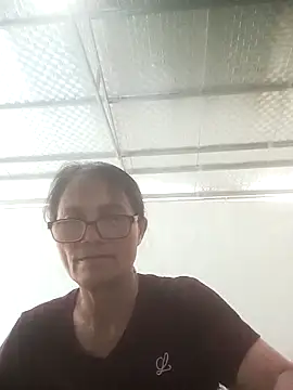 Snapshot of Vieekee chatting on 05/28/26, 02:30 Vieekee online show from 05/28/26, 02:30