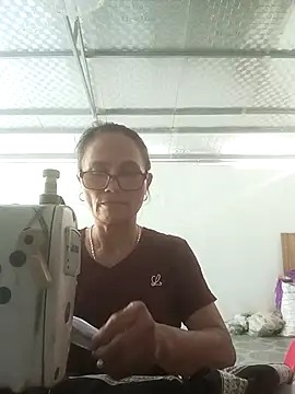 Vieekee online show from 07/13/26, 02:33