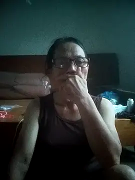 Vieekee online show from 06/19/26, 10:43