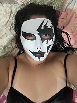 cherrybr01 online show from 05/16/26, 07:46