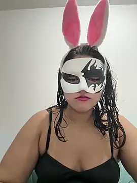 cherrybr01 online show from 06/07/26, 10:37