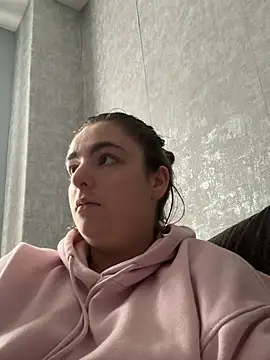 Snapshot of LexiXXoo chatting on 05/19/26, 08:10 LexiXXoo online show from 05/19/26, 08:10