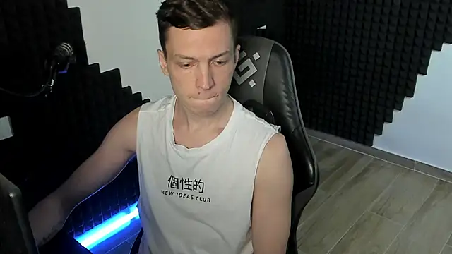 More than friend online show from 06/27/26, 04:02