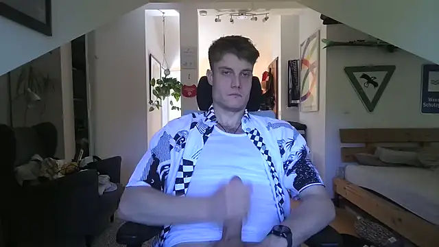 funstr1 online show from 05/25/26, 08:46