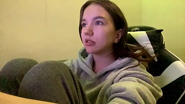 FewerCadre online show from 05/22/26, 06:06