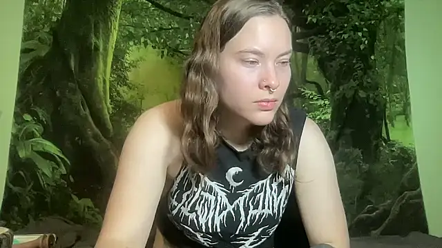 Snapshot of mo0ngoddess chatting on 05/23/26, 03:16 mo0ngoddess online show from 05/23/26, 03:16