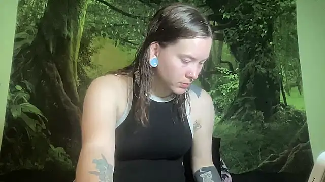 mo0ngoddess online show from 04/07/26, 02:46