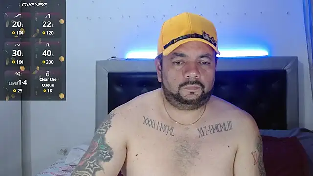 Snapshot of perverseveteranmanxxx chatting on 02/25/26, 02:45 perverseveteranmanxxx online show from 02/25/26, 02:45