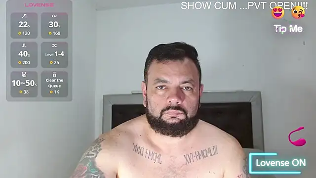 Snapshot of perverseveteranmanxxx chatting on 07/12/26, 06:20 perverseveteranmanxxx online show from 07/12/26, 06:20
