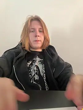 Hirtay online show from 05/27/26, 06:43