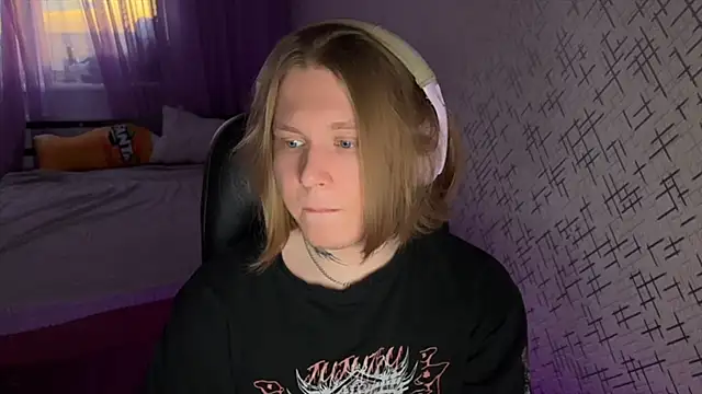 Hirtay online show from 05/28/26, 05:08