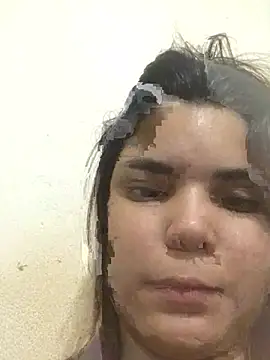 Snapshot of Cliaclara chatting on 06/08/26, 01:11 Cliaclara online show from 06/08/26, 01:11