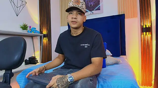 bick jhonn online show from 07/08/26, 07:36