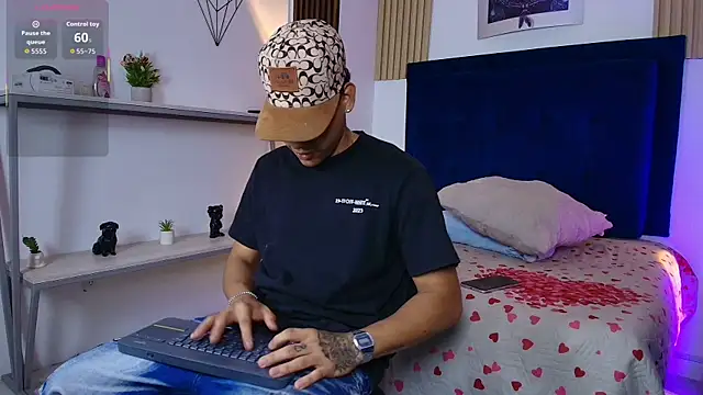 bick jhonn online show from 06/16/26, 07:47