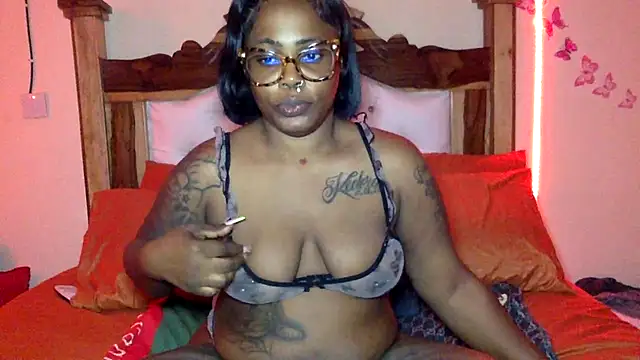 creamyamber online show from 03/18/26, 01:35