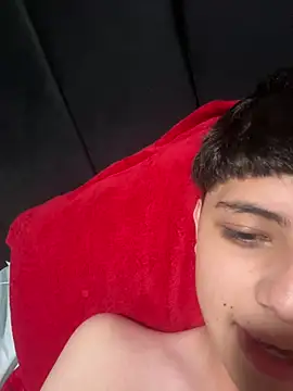 yahir1x online show from 05/13/26, 05:58