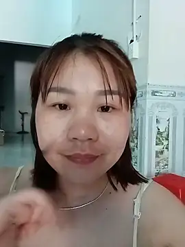Mei iu online show from 05/13/26, 06:09