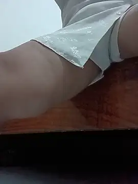 Mei iu online show from 05/15/26, 03:43
