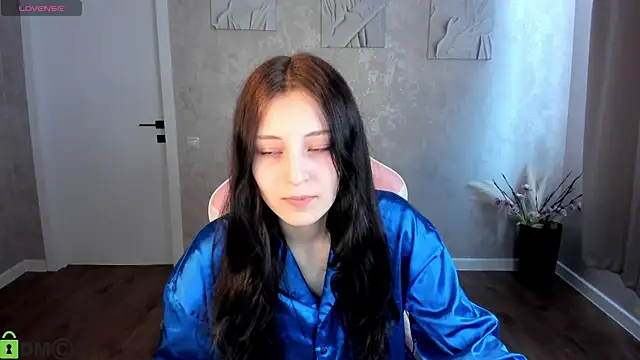 Tracey Gill online show from 06/01/26, 01:17