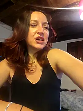 Nicolevellori online show from 05/12/26, 04:31