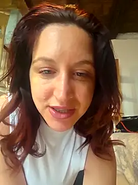 Nicolevellori online show from 05/13/26, 05:47