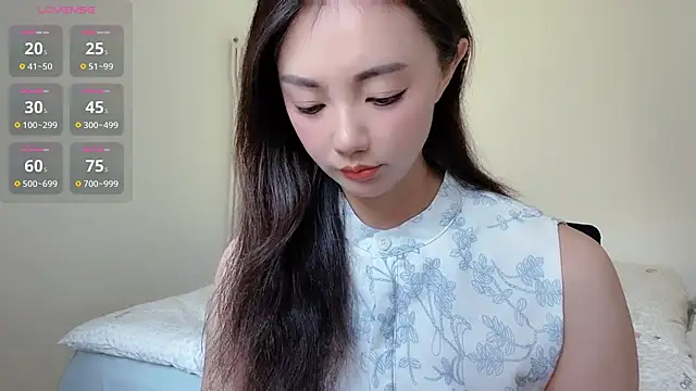 Snapshot of Lily88_ chatting on 05/30/26, 12:06 Lily88 online show from 05/30/26, 12:06