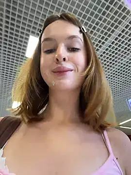 Snapshot of Outdorable chatting on 07/15/26, 08:54 Outdorable online show from 07/15/26, 08:54