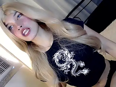 Lily holly online show from 06/04/26, 12:15