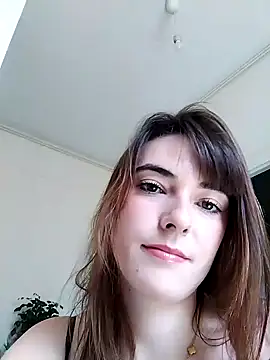 Vierge-Marie online show from 05/13/26, 01:07