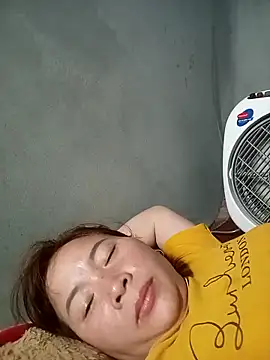 Cumhots111 online show from 05/26/26, 12:25