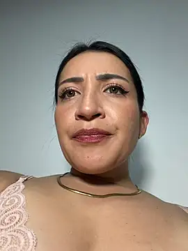Charlottee01- online show from 07/14/26, 06:25