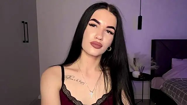 KarieEgge online show from 06/03/26, 03:06